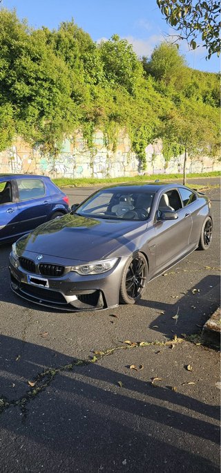 BMW M4 2015