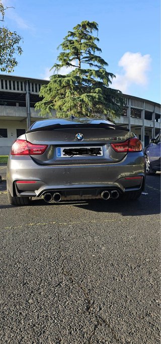 BMW M4 2015