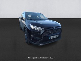 Renting - TOYOTA RAV4 2.5l 220H Advance