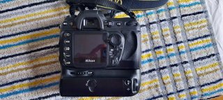 Camara y objetivo Nikon