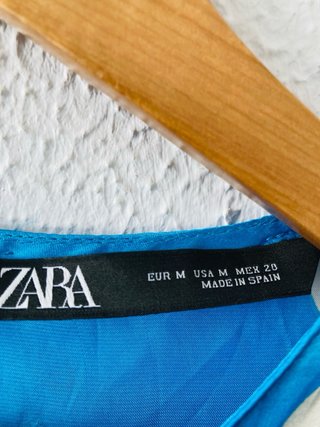 Blusa Zara lunares volantes