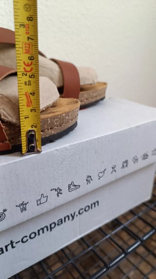 Sandalias THE ART COMPANY sin estrenar, camel,