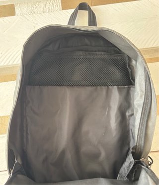 Mochila Eastpak Gris - Como Nueva