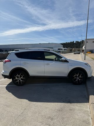 Toyota RAV4 2016