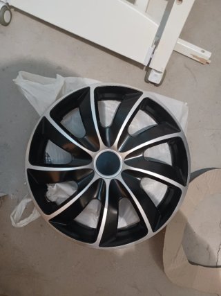 3 Tapacubos Nuevos