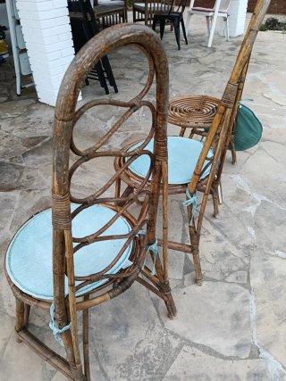 Set 3 Sillas Ratan Vintage Marca local.