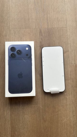 iPhone 17 Pro Azul Profundo