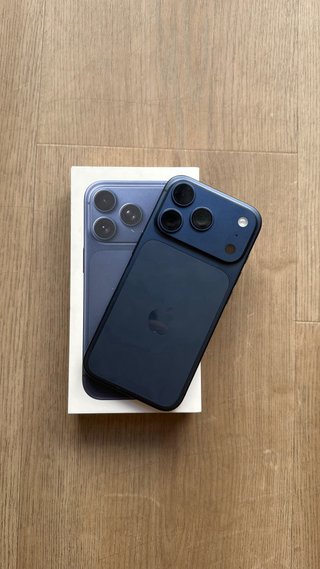iPhone 17 Pro Azul Profundo