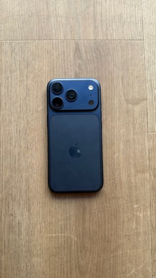 iPhone 17 Pro Azul Profundo