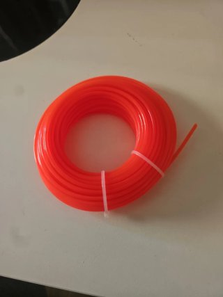 Hilo para desbrozadora naranja