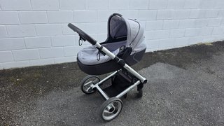 Conjunto Silla Bebé Mutsy + Maxicosi