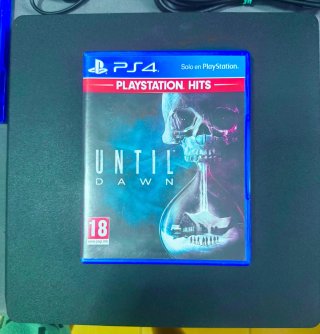 Pack PS4 Slim + 5 Juegos + Mando + Auriculares