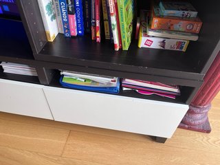 Mueble TV 3.60m Blanco y Negro