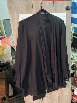 Conjunto pantalón y camisa negro