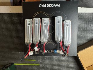 BetaFPV Pavo20 Pro 2 con electrónica pro