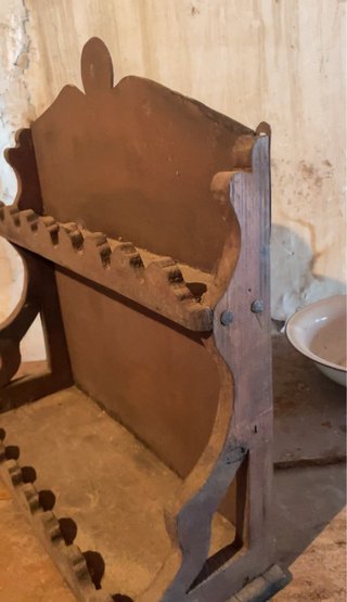 Especiero antiguo de madera