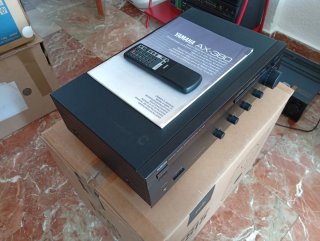 Amplificador Yamaha AX-380 Natural Sound