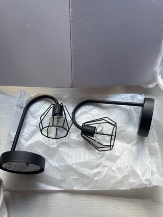 Lampade da tavolo in stile industriale o vintage 2u