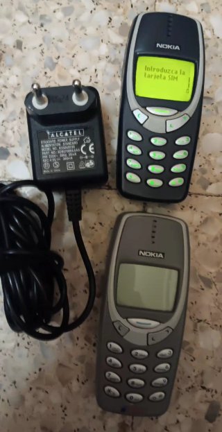 2 x Nokia 3310 (blu e grigio)