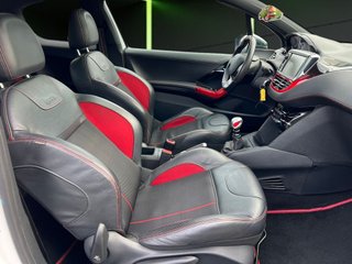Peugeot 208 GTi 147 kW (200 CV)