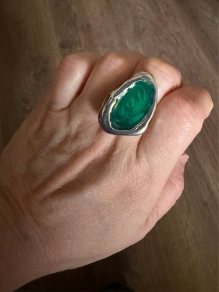 Anillo esmaltado estilo Uno de 50