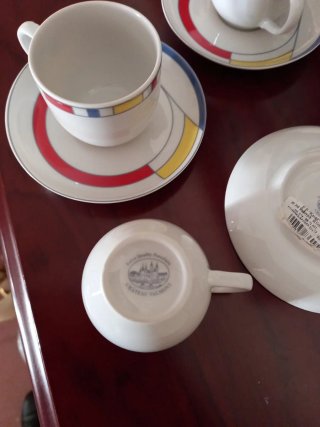 Juego 3 tazas y platos café Chateau Valmont