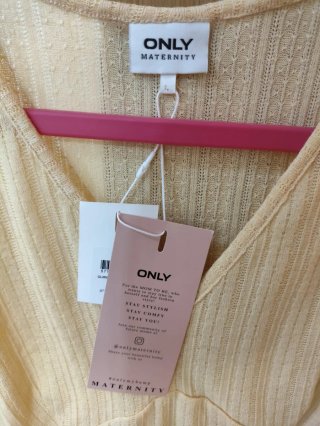 Lote camisetas y medias para embarazadas