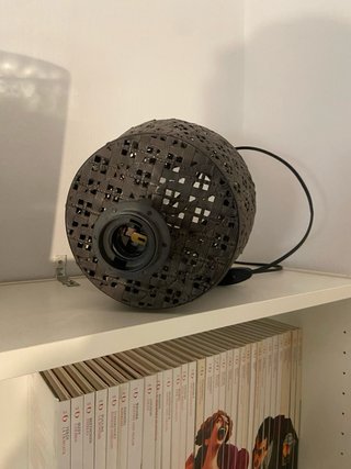 Lámpara de mesa hierro forjado marrón