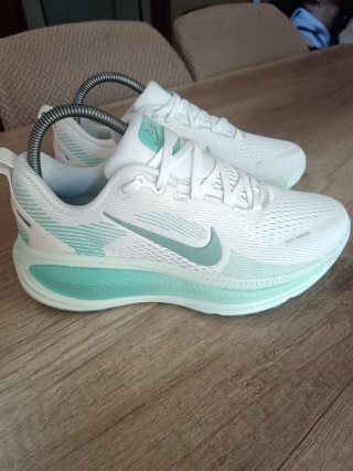 Zapatillas Nike Vomero 18 running