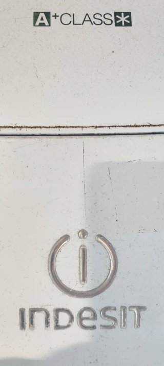 Nevera Indesit 175x60