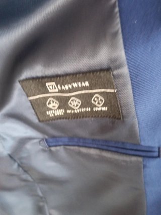 Traje azul para eventos