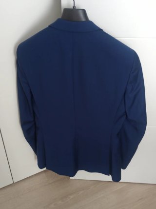 Traje azul para eventos