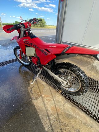 Gas Gas EC250 2T Enduro Moto Roja