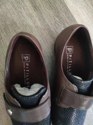 Mocasines Pitillos Talla 35 Negro/Dorado