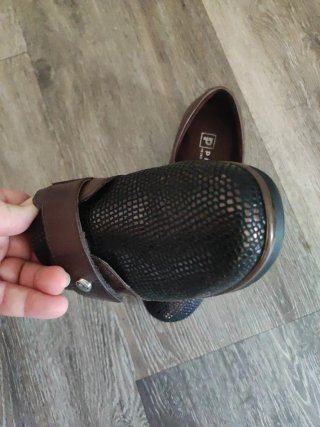 Mocasines Pitillos Talla 35 Negro/Dorado