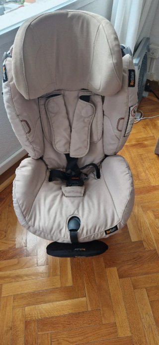 Silla de coche BeSafe color beige