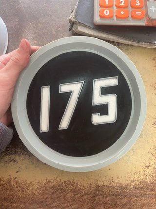 Insignia Massey Ferguson 157 , 165 ,178 , 155 ,175