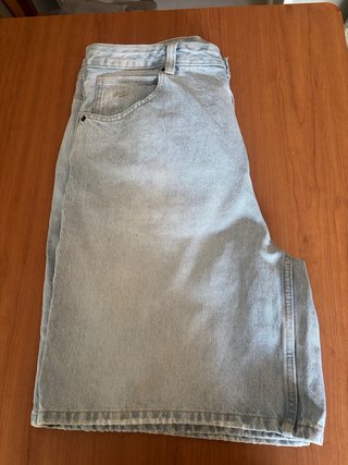 Pantalón corto vaquero Pull&Bear T48