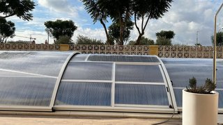 Cubierta telescópica para piscina