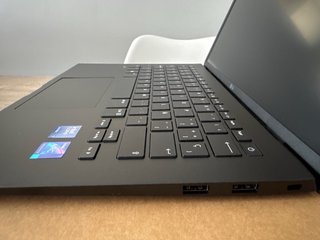 LG gram 14 Core Ultra 7 W11 Pro Nuevo