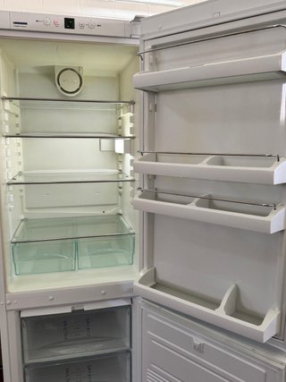 FRIGORÍFICO COMBI NO FROST MARCA LIEBHERR
