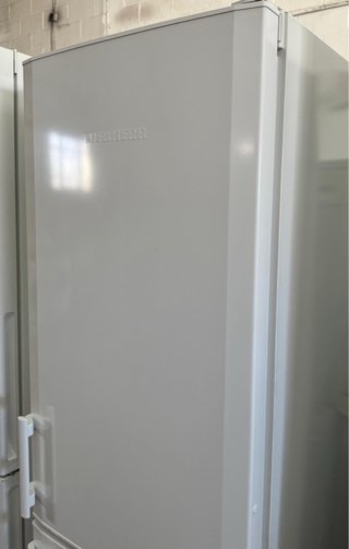 FRIGORÍFICO COMBI NO FROST MARCA LIEBHERR