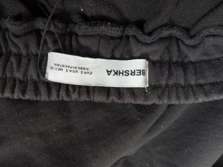 Pantalón corto Bershka negro S