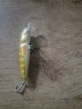 Señuelo de pesca marca SALMO,original de Finlandia