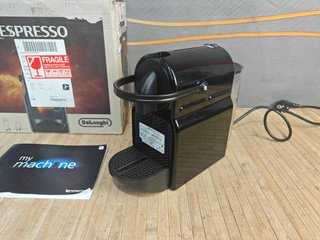 Cafetera Nespresso DeLonghi Inissia EN80.B Negra