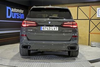 BMW X5   xDrive40d