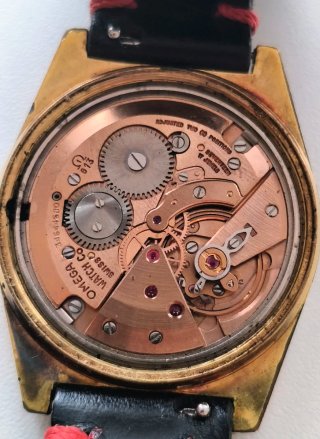 Reloj Omega Geneve Cuerda Dorado