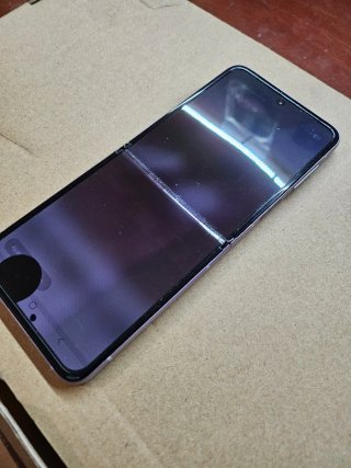 Samsung galaxy Z Flip 3 128Gb