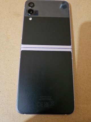 Samsung galaxy Z Flip 3 128Gb