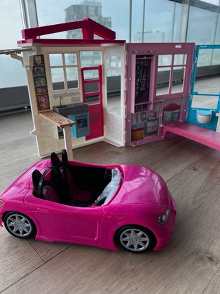 Casa, Auto e Abbigliamento Barbie